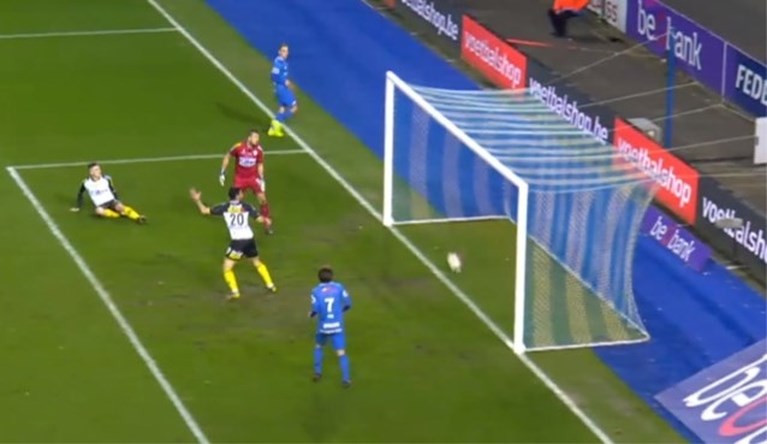 OVERZICHT. Anderlecht zeker van Play-off 1, ook AA Gent in een zetel - Racing Genk en Club Brugge winnen allebei