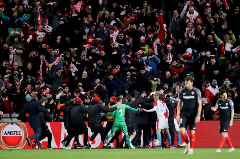 Dé ‘remontada’ van de week? Genk-killer Slavia Praag kegelt recordwinnaar Sevilla uit Europa League na waanzinnige match