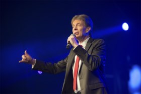 Zanger Paul Severs is op 70-jarige leeftijd overleden: “We vinden rust in het feit dat jij eindelijk zacht kan slapen”