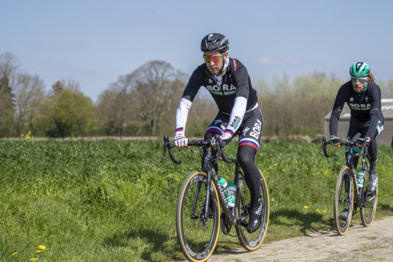 Voor de techneuten: met deze speciale fiets (mét schijfremmen) start Sagan in Parijs-Roubaix