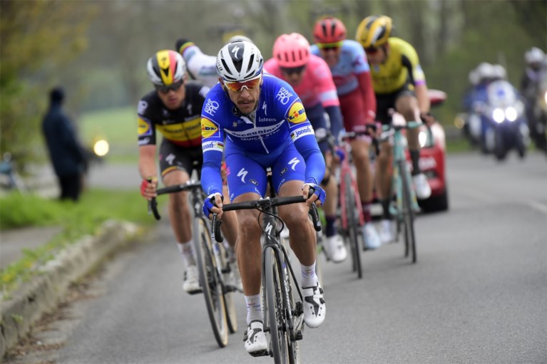 Vierde monument is een feit voor Philippe Gilbert: kopman Deceuninck - Quick maakt tegenstand af in spannende Parijs-Roubaix