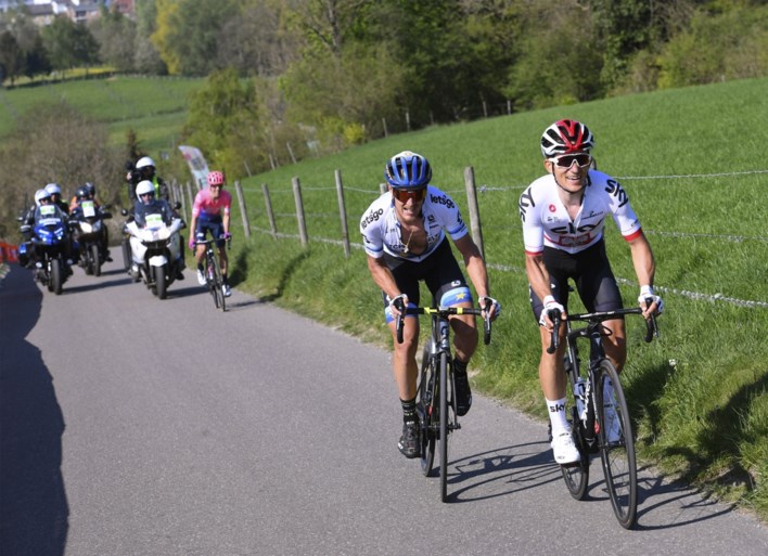 Thieu is Dieu! Van der Poel wint nu ook Amstel Gold Race na onwaarschijnlijke ontknoping waarin Alaphilippe de zege weggeeft