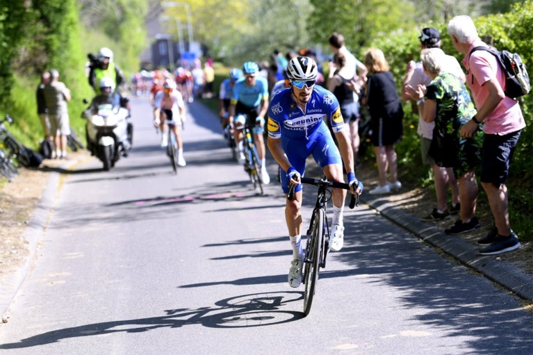 Thieu is Dieu! Van der Poel wint nu ook Amstel Gold Race na onwaarschijnlijke ontknoping waarin Alaphilippe de zege weggeeft
