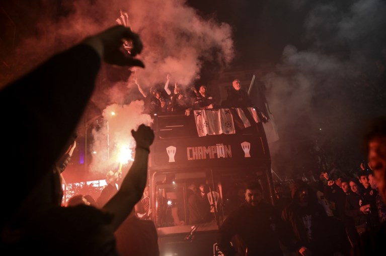 PAOK pakt titel met kreupele kapitein