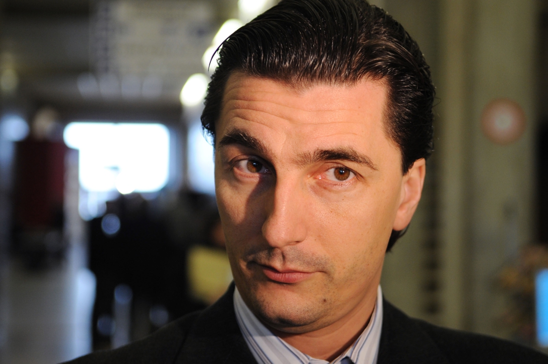 Advocaat Veljkovic haalt uit naar de voetbalbond nadat Moeskroen en