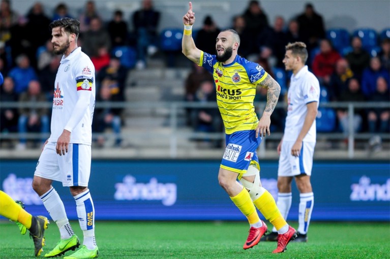 Union verspeelt leidersplaats, Waasland-Beveren heeft revanche beet