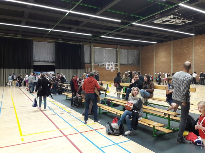 Belgian Cats kruipen met warm hart uit de veren voor Basket tegen Kanker: “Het is enorm leuk om eens iets terug te doen”