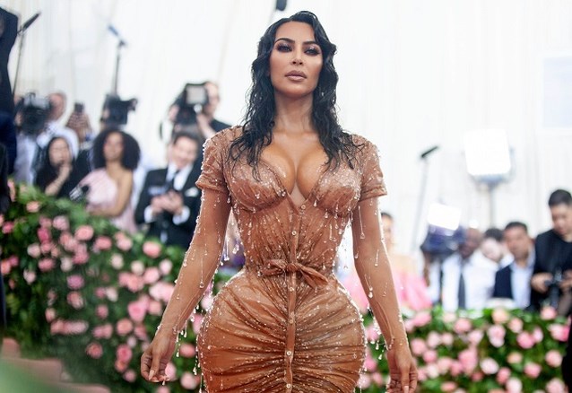 Wat Was Er Aan De Hand Met De Taille Van Kim Kardashian Op H