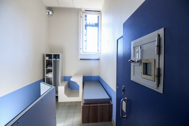 Illegalencentrum breidt uit met veertien kamers