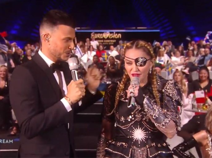 Madonna krijgt bakken kritiek na spectaculaire show op Eurovisiesongfestival: “Wat een afgang”