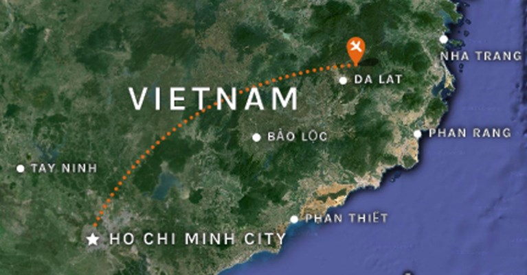 Annette overleefde als enige een vliegtuigcrash en dwaalde acht dagen alleen in de Vietnamese jungle