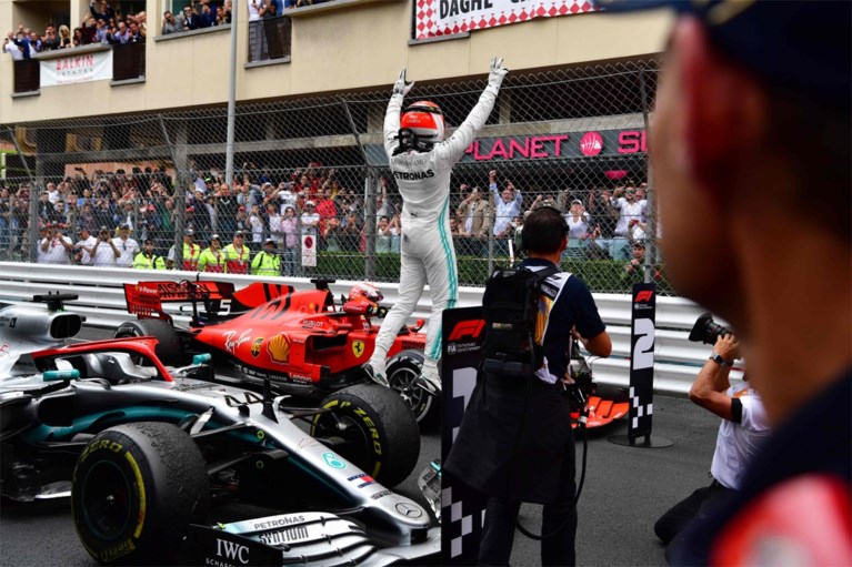 Lewis Hamilton wint spannende Grote Prijs van Monaco, Max Verstappen vecht lang voor zege maar wordt uiteindelijk pas vierde