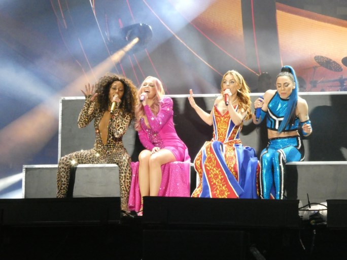 Langverwachte reünietour van Spice Girls verloopt allesbehalve vlekkeloos: “Wat zingen ze in godsnaam?”