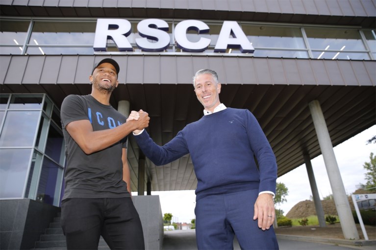 CLUBNIEUWS. Charleroi hoopt op Hein Vanhaezebrouck