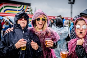 Aprilse grillen, stomende Belgen en 2,5 uur lang monsterhits op Werchter Boutique
