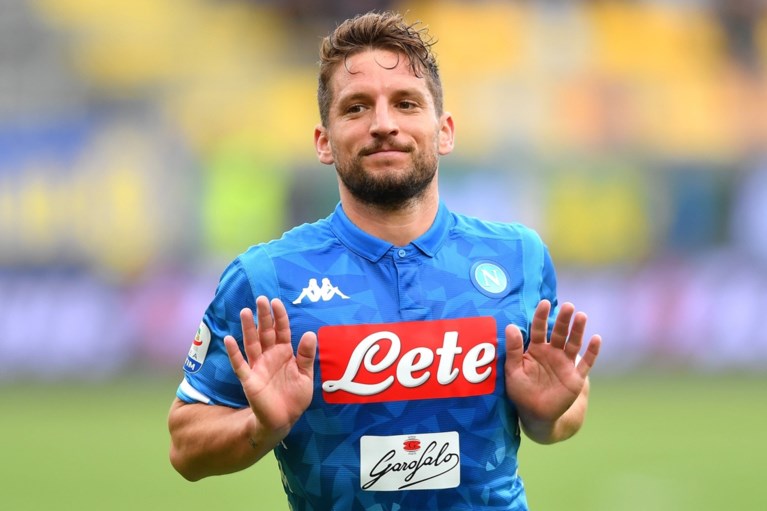 Een lucratieve transfer naar China of de woestijn voor Dries Mertens? Liever niet, vindt Kat Kerkhofs: “Het kan ook veel kapotmaken”