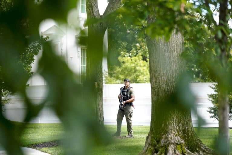 Witte Huis even in lockdown na vondst verdachte rugzak