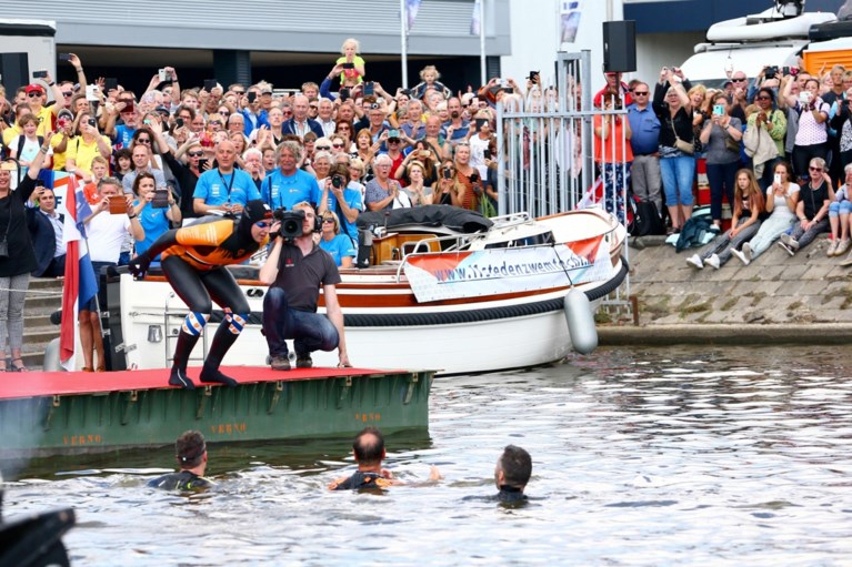 Het zomert maar Nederland is in de ban van Elfstedentocht… van zwemmer Maarten Van der Weijden