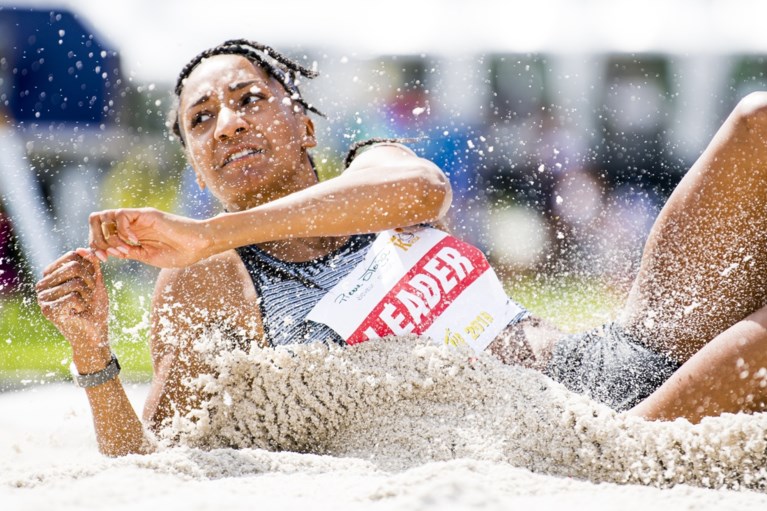 Nafi Thiam pakt olympisch ticket in haar op één na beste zevenkamp ooit, en dat met een elleboogblessure