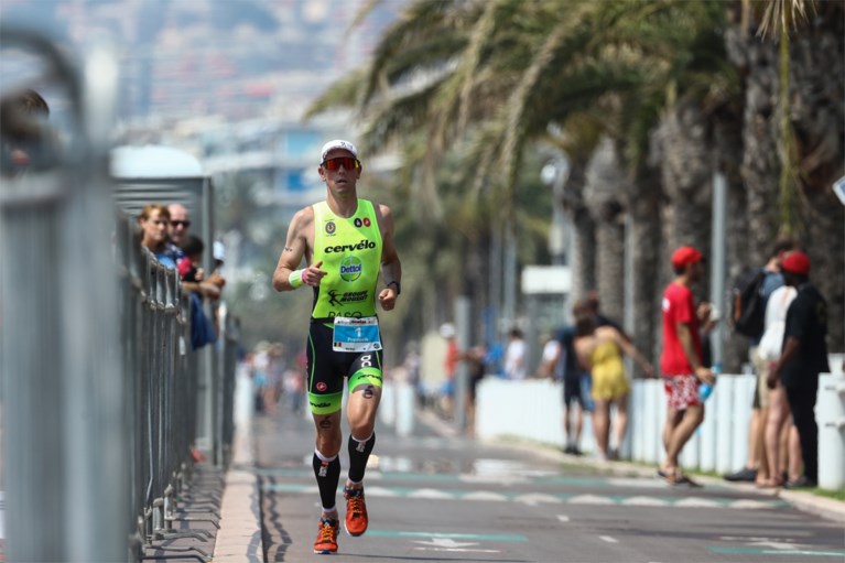Frederik Van Lierde bezwijkt onder de loden hitte en grijpt naast recordzege in Ironman van Nice: “Honderd keer aan opgeven gedacht”