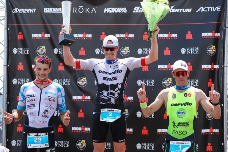 Frederik Van Lierde bezwijkt onder de loden hitte en grijpt naast recordzege in Ironman van Nice: “Honderd keer aan opgeven gedacht”