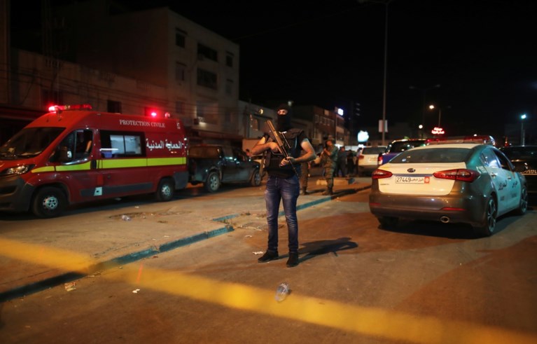 Gezochte terrorist blaast zichzelf op bij poging tot arrestatie in Tunis