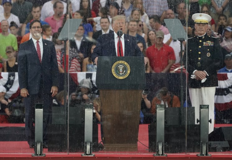 “God bless the military”: Trump viert Independence Day met militair machtsvertoon