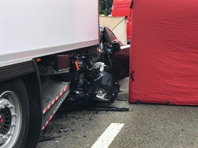 Dodelijk ongeval met vrachtwagen, verkeer op E313 muurvast richting Antwerpen