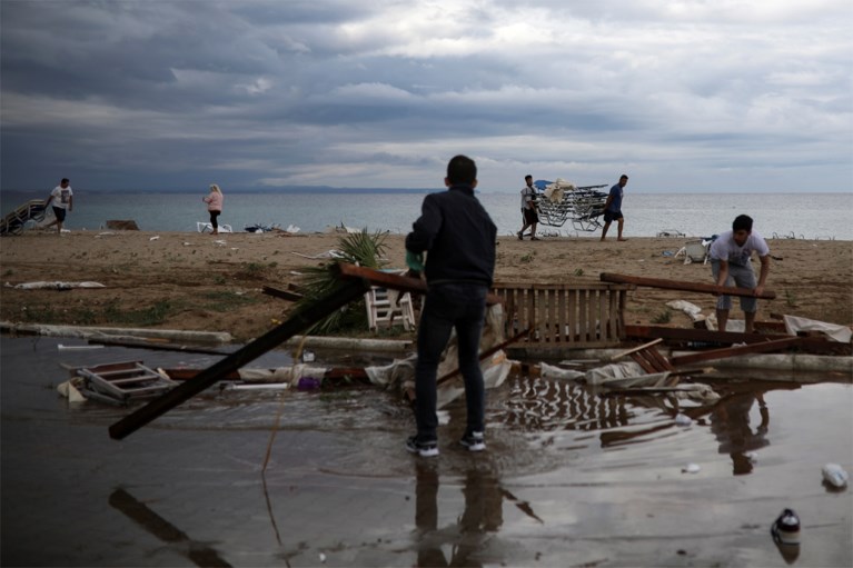 Zes toeristen, onder wie twee kinderen, gedood door tornado in Griekenland