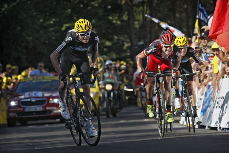 Grijpt Bernal vandaag de macht in de Tour? Ontdekker voorspelt winst van Colombiaan op La Planche des Belles Filles, Froome heeft last van “FOMO”