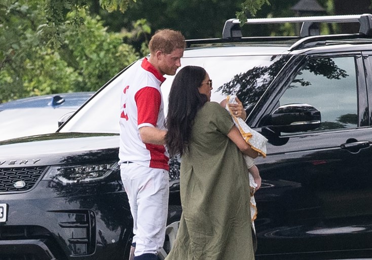 Meghan Markle verschijnt in het openbaar met baby Archie op haar arm