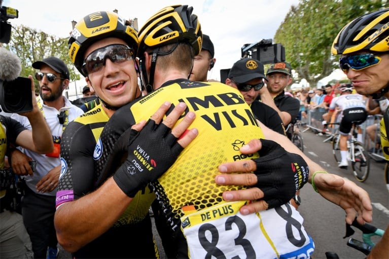 Wout van Aert met mond vol tanden na ritzege in de Tour: “Dit staat boven alles”
