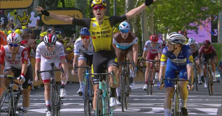 Wout van Aert blikt vooruit tijdens de rustdag: ambitie voor de tijdrit, nog steeds geen plaats voor het WK (en wat met die ketonen?)