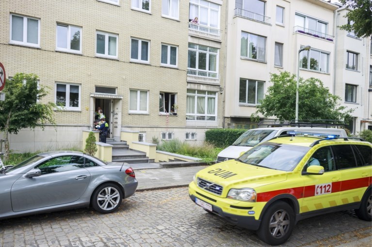 Familiedrama in residentiële wijk blijft mysterie: ook vader (72) overleden