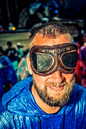 FOTO. Regen en hagel op Tomorrowland, maar feest gaat door