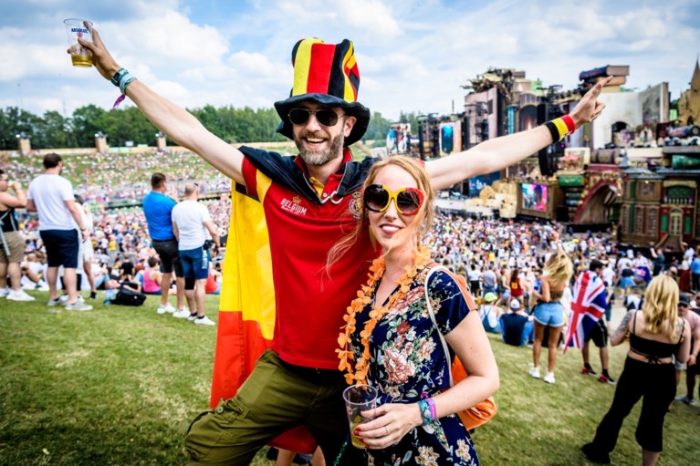 Zwart-geel-rode ‘madness’: Belgen vieren nationale feestdag op Tomorrowland