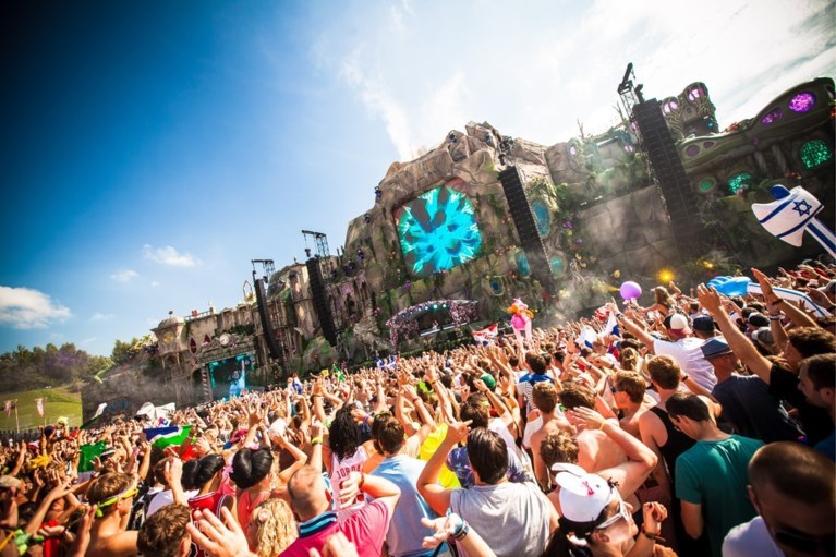 15 jaar Tomorrowland: van een podium dat een 10-jarige kon bedenken tot buitenaardse kunstwerken
