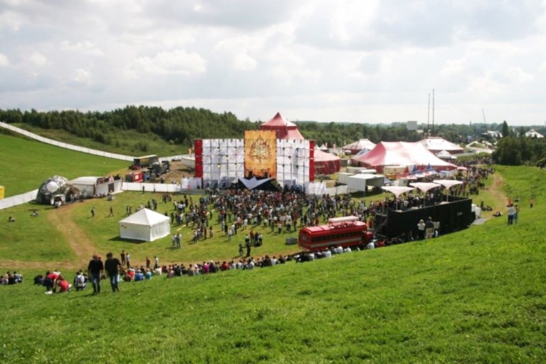 15 jaar Tomorrowland: van een podium dat een 10-jarige kon bedenken tot buitenaardse kunstwerken