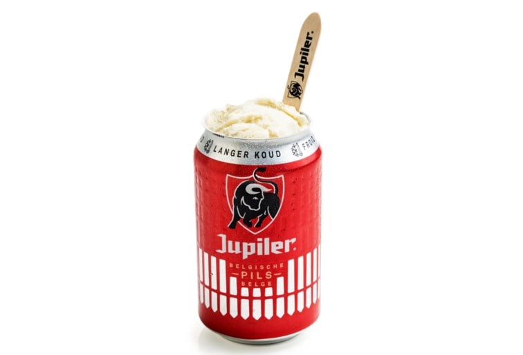 Jupiler deelt ijsjes met biersmaak uit op nationale feestdag