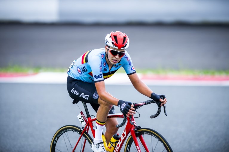 Soudal-Lotto geeft jonge Belgische klimmer Kobe Goossens profcontract