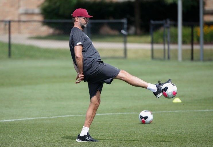 Jürgen Klopp en Pep Guardiola trekken aan alarmbel: “Onze spelers worden gesloopt, dit moet stoppen”