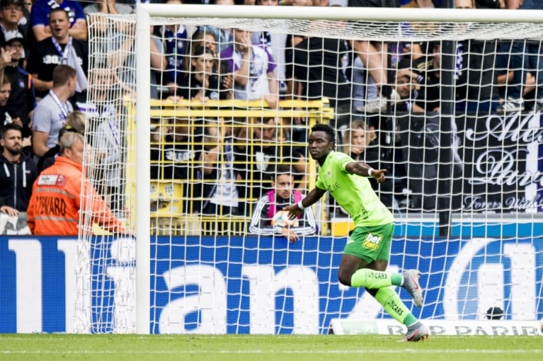 Valse start voor Kompany: Anderlecht begint seizoen met verrassende thuisnederlaag tegen Oostende