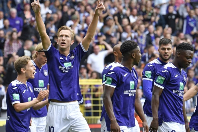 Valse start voor Kompany: Anderlecht begint seizoen met verrassende thuisnederlaag tegen Oostende