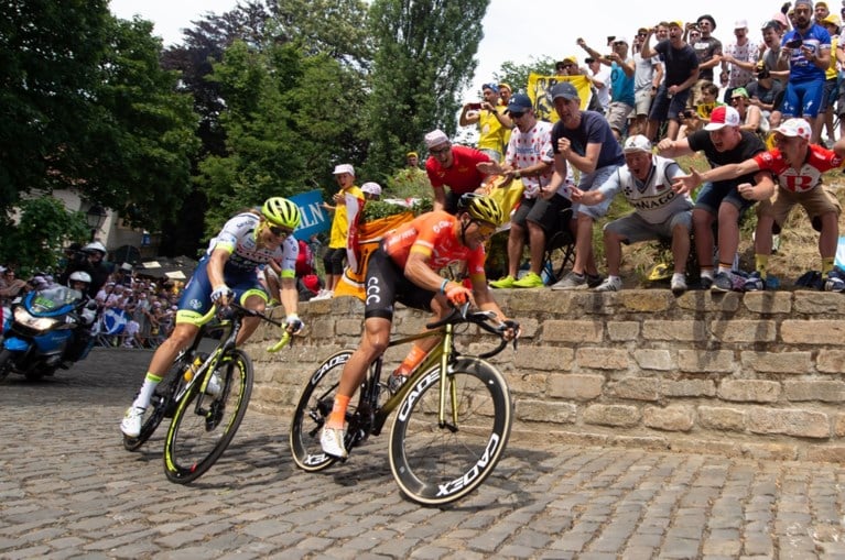 Revelatie Xandro Meurisse over geslaagde Tour de France: “Ongeval op stomme trap kost me plaats in de top twintig”