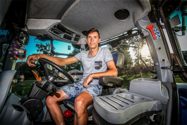 Dylan Teuns mist de Clasica San Sebastian na incident met tractor: “Met mijn hoofd op het stuur terechtgekomen”
