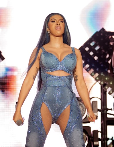 Amerikaanse rapster Cardi B annuleert concert wegens bedreigingen