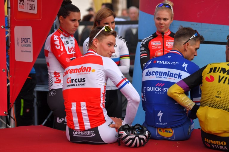 IN BEELD. Mathieu van der Poel en Sanne Cant winnen het dernycriterium in Antwerpen: “Ik train alvast om het WK te winnen”