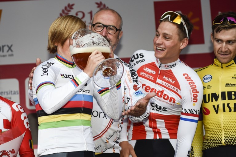 IN BEELD. Mathieu van der Poel en Sanne Cant winnen het dernycriterium in Antwerpen: “Ik train alvast om het WK te winnen”