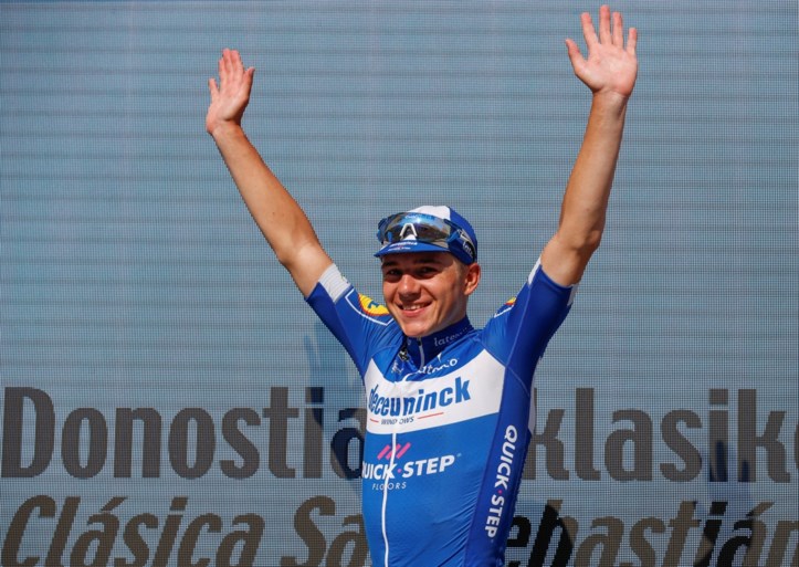 Remco Evenepoel na eerste WorldTour-zege: “Ik had er stiekem van gedroomd hier ooit te winnen. Maar meteen bij mijn eerste keer?”