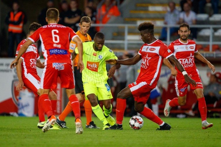Dé verrassing van het weekend… Mamadou Sylla na 526 (!) dagen nog eens in de basis bij AA Gent: “Niemand zag dit aankomen”